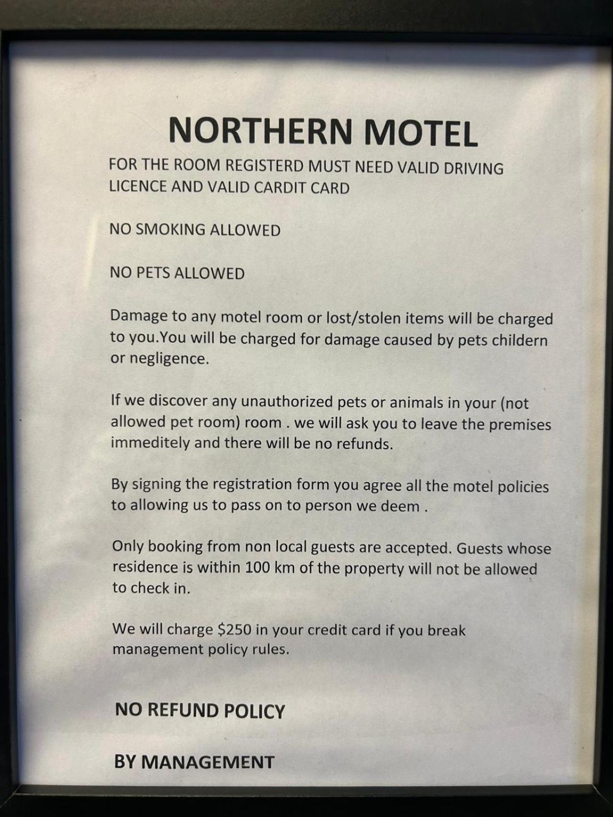 Northern Motel Су Сент Мари Екстериор снимка